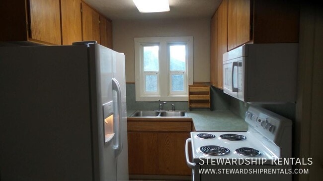 Building Photo - 1827 Harris St