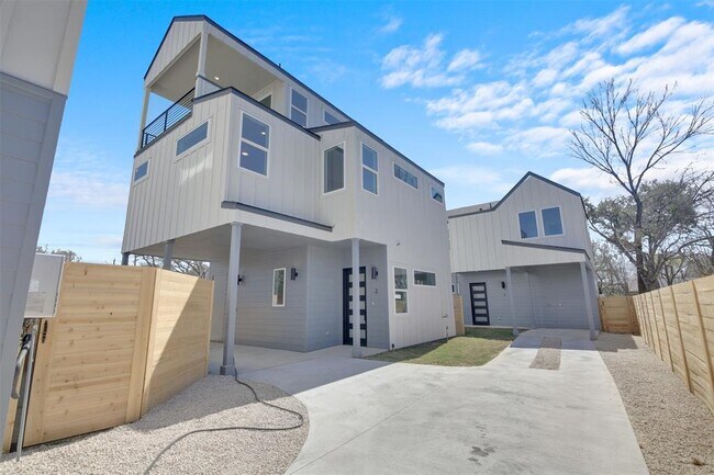 Building Photo - 6119 Atwood St