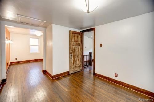 Building Photo - 7472 Woodrow Wilson St