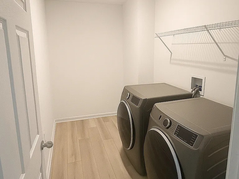 Building Photo - 4378 Ashworth Ln