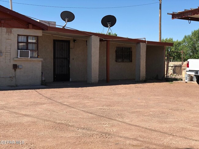 Building Photo - 10540 Socorro Rd