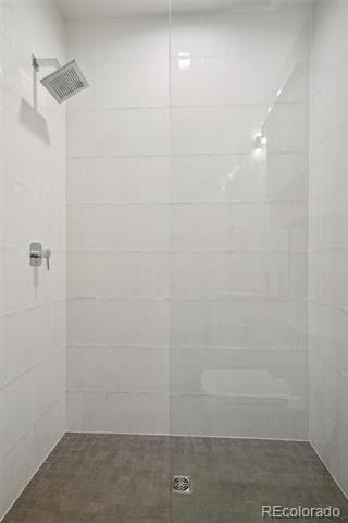Building Photo - 4273 E 8th Ave