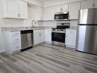 Building Photo - Lem Court Townhomes