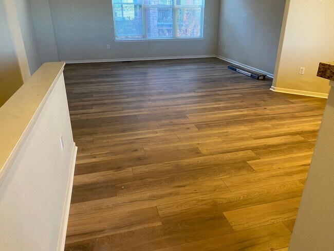 Building Photo - Large garage with attached spacious 2 bedroom townhome