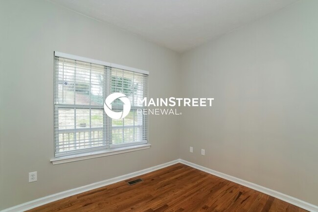 Building Photo - 2755 Arlington Ct