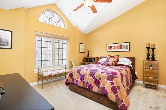 Building Photo - 33 Winder St