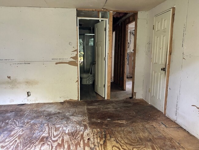 Building Photo - 2913 N Brownsville Rd