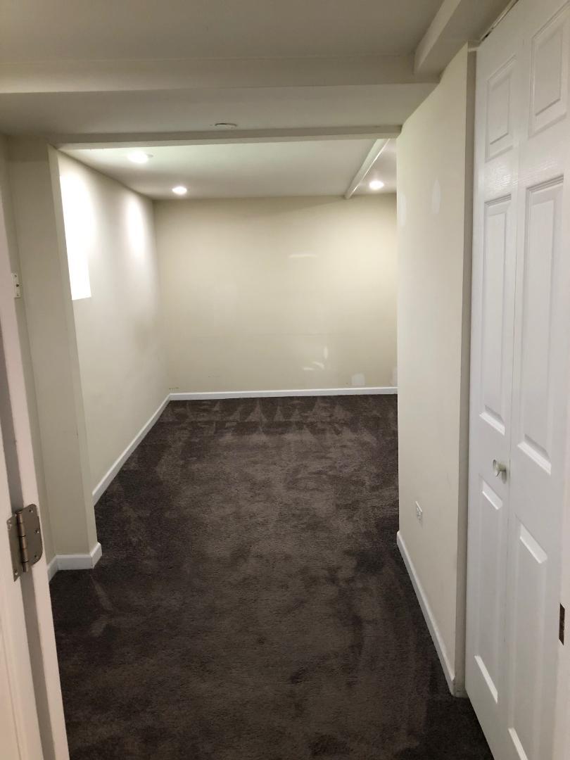 Building Photo - 1703 W Irving Park Rd