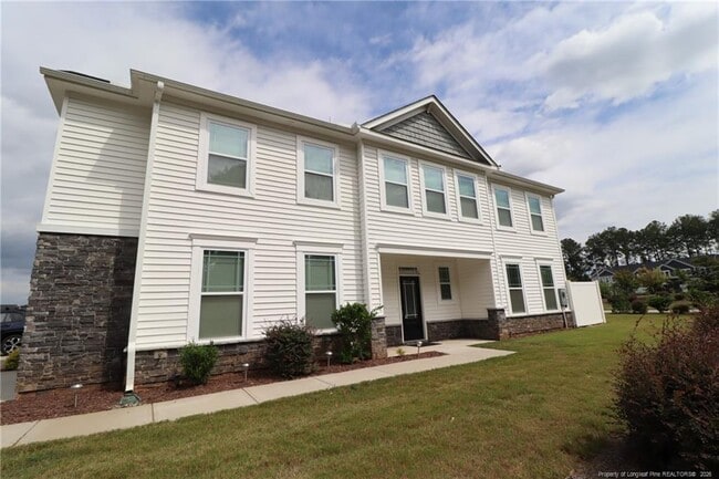 Building Photo - 104 Kineton Woods Way