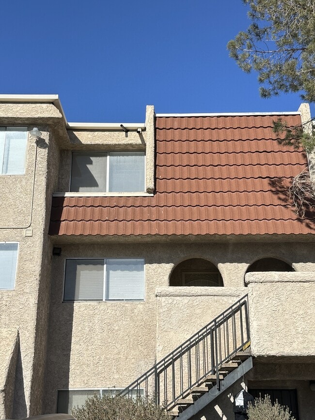 Building Photo - 3597 S Arville St