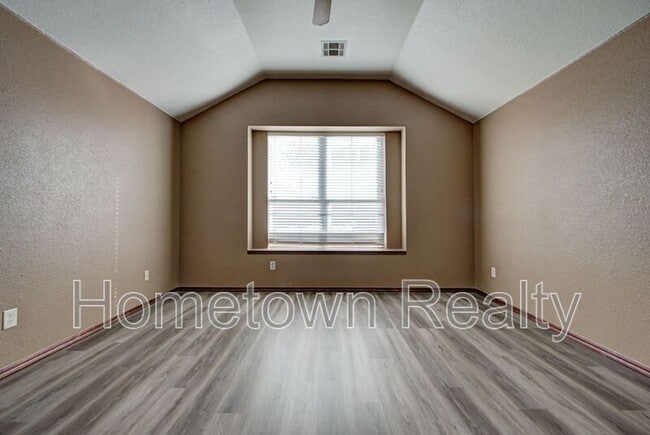 Building Photo - 16416 Oconee Creek Dr