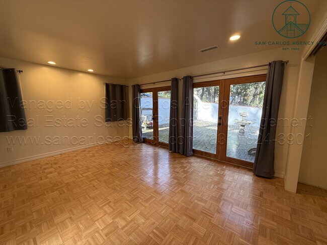 Building Photo - Spacious Three Bedroom Spanish Style Home in Upper Pebble Beach