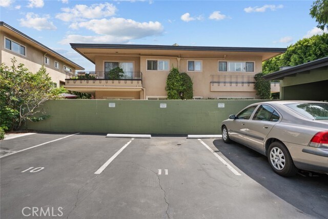 Building Photo - 1209 S Orange Grove Blvd