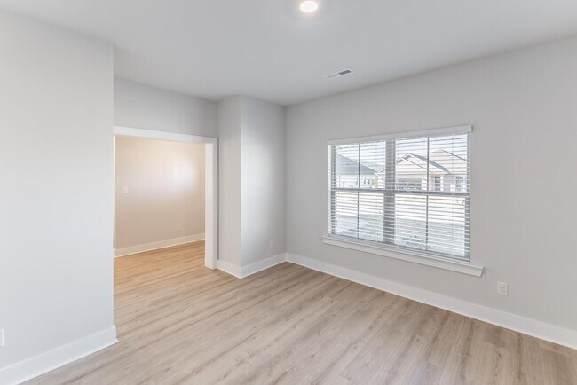 Building Photo - 6027 Margie Collins Dr SE
