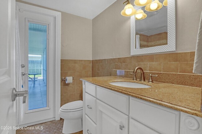 Building Photo - 410 Sparrow Dr