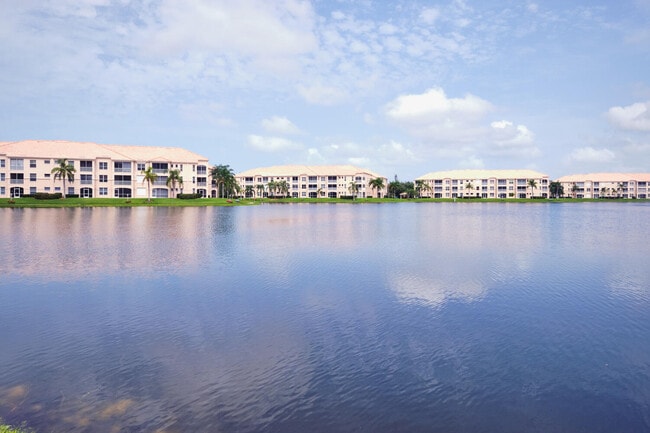 Building Photo - 9100 Southmont Cove
