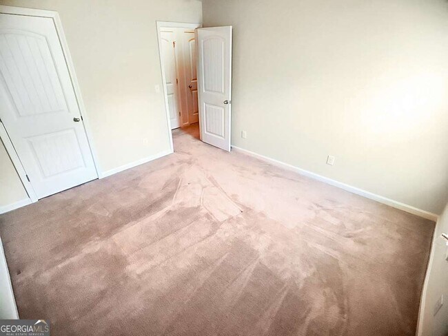 Building Photo - 206 Madison Ave