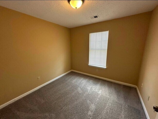 Building Photo - 7667 Baysweet Dr