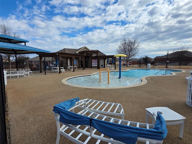 Building Photo - 149 Ryan St