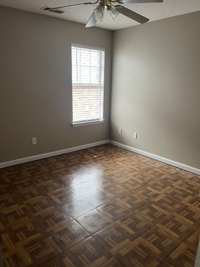 Building Photo - Charming 3-Bedroom Home in Memphis – Styli...