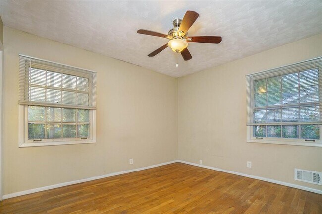 Building Photo - 6095 Mincey Rd