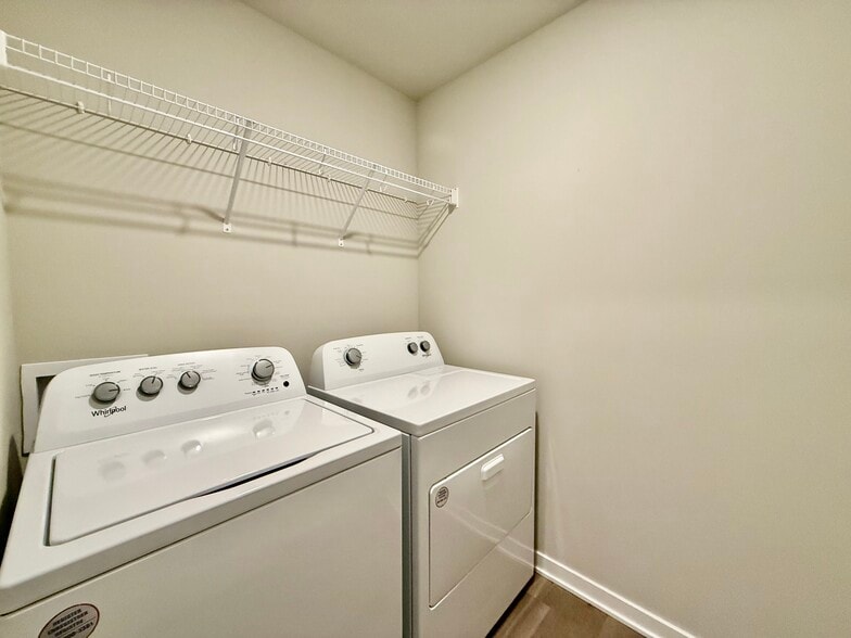 Building Photo - 10436 Southerwick Pl