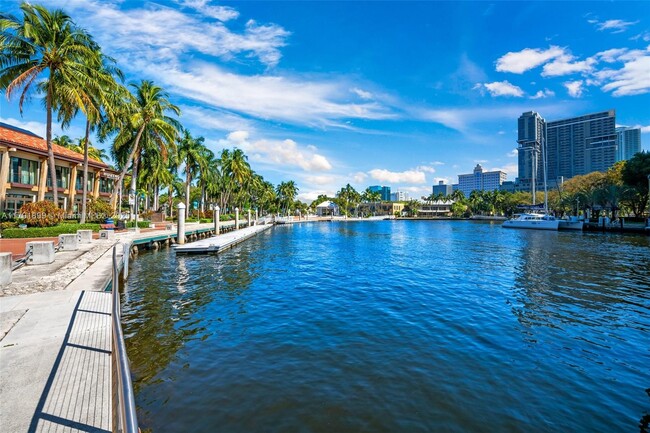 Building Photo - 610 W Las Olas Blvd