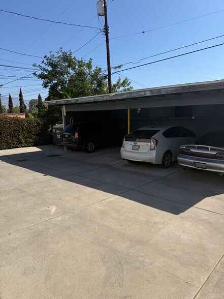 Building Photo - 1330 Stevens Ave
