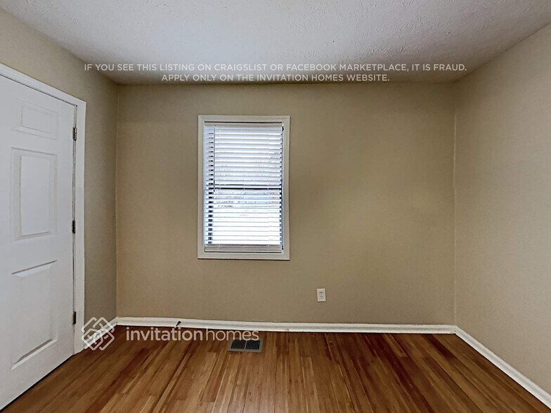 Building Photo - 1400 Glynn Oaks Dr SW
