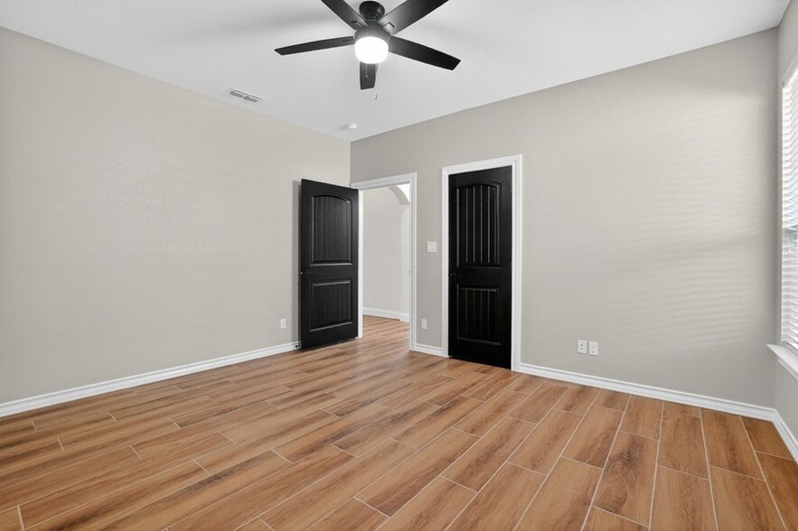 Building Photo - 5512 Casa Grande Trail