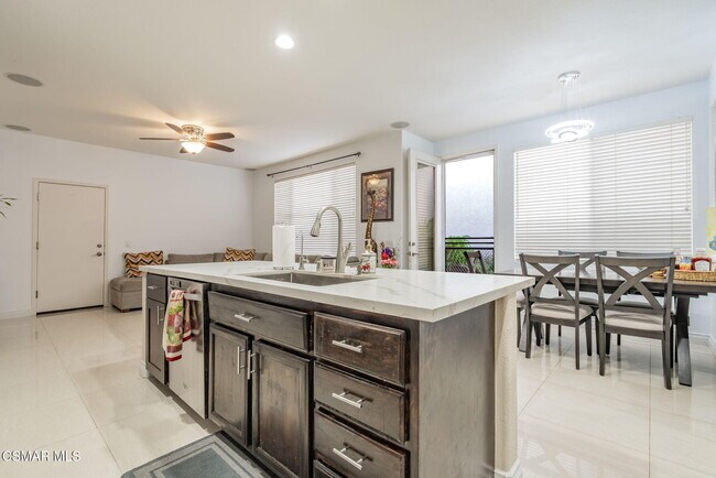 Building Photo - 5053 Flagstone Ln