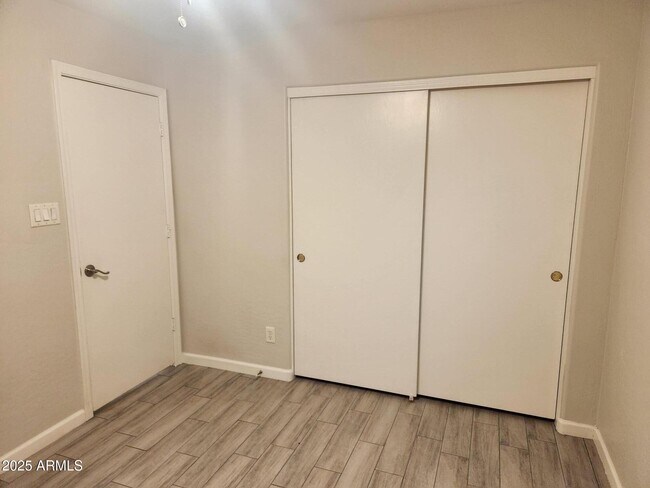 Building Photo - 15273 N Gil Balcome Ct