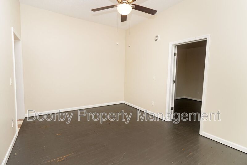 Building Photo - 1815 Bailey Ave