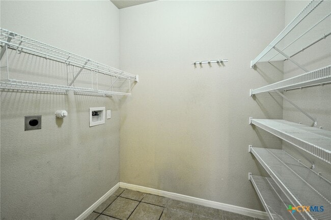 Building Photo - 2065 Dove Crossing Dr