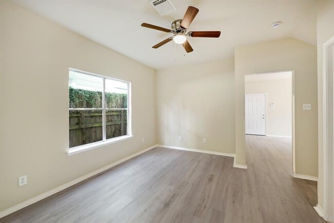 Building Photo - 2802 Austin St