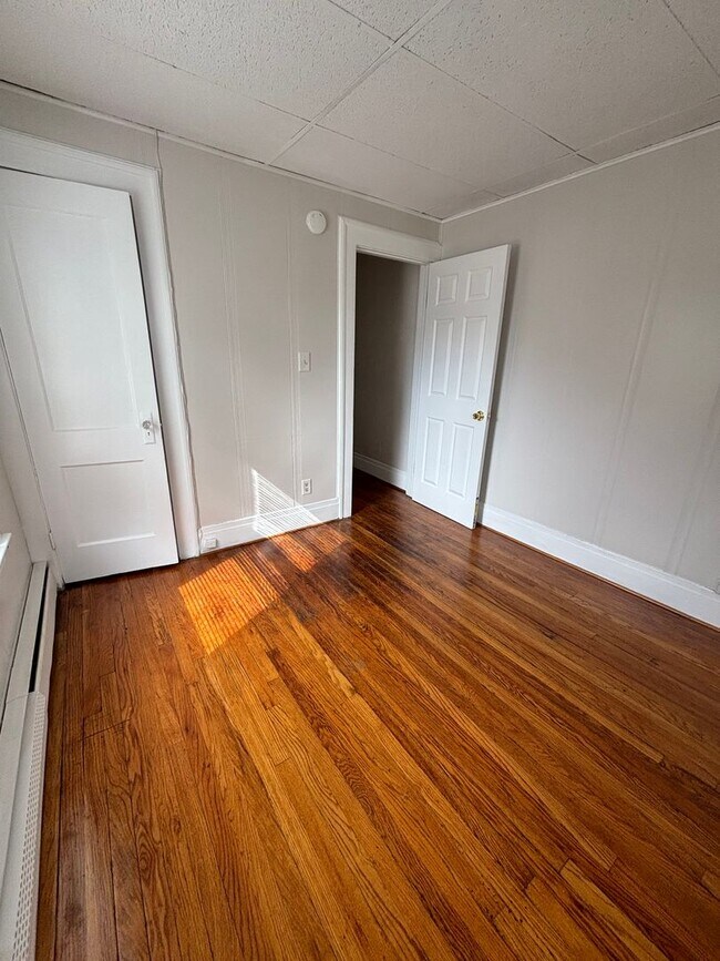 Building Photo - 128-130 Mildred Ave.