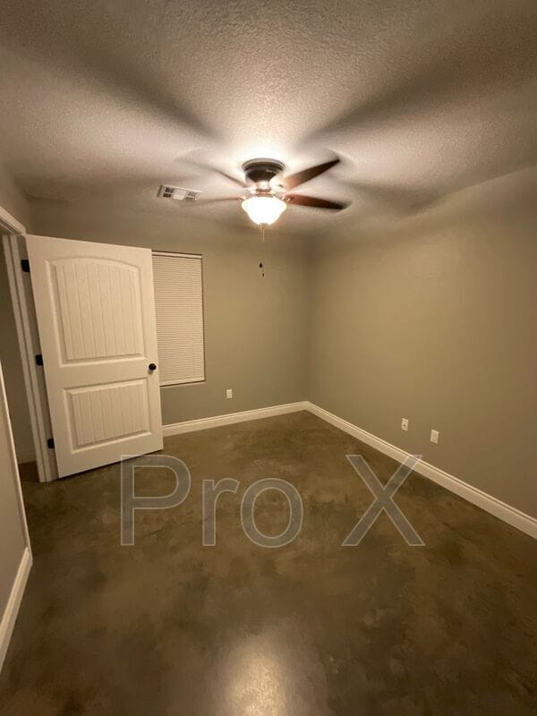 Building Photo - 207 S Byers
