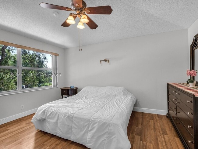 Building Photo - 15037 SW 50th Ct
