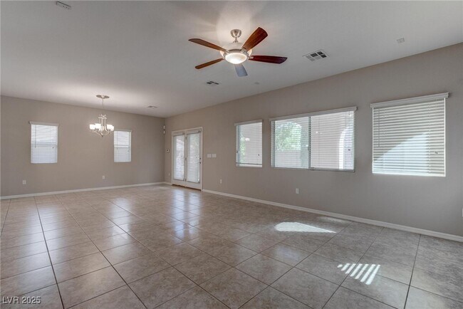 Building Photo - 953 Tafalla Ct
