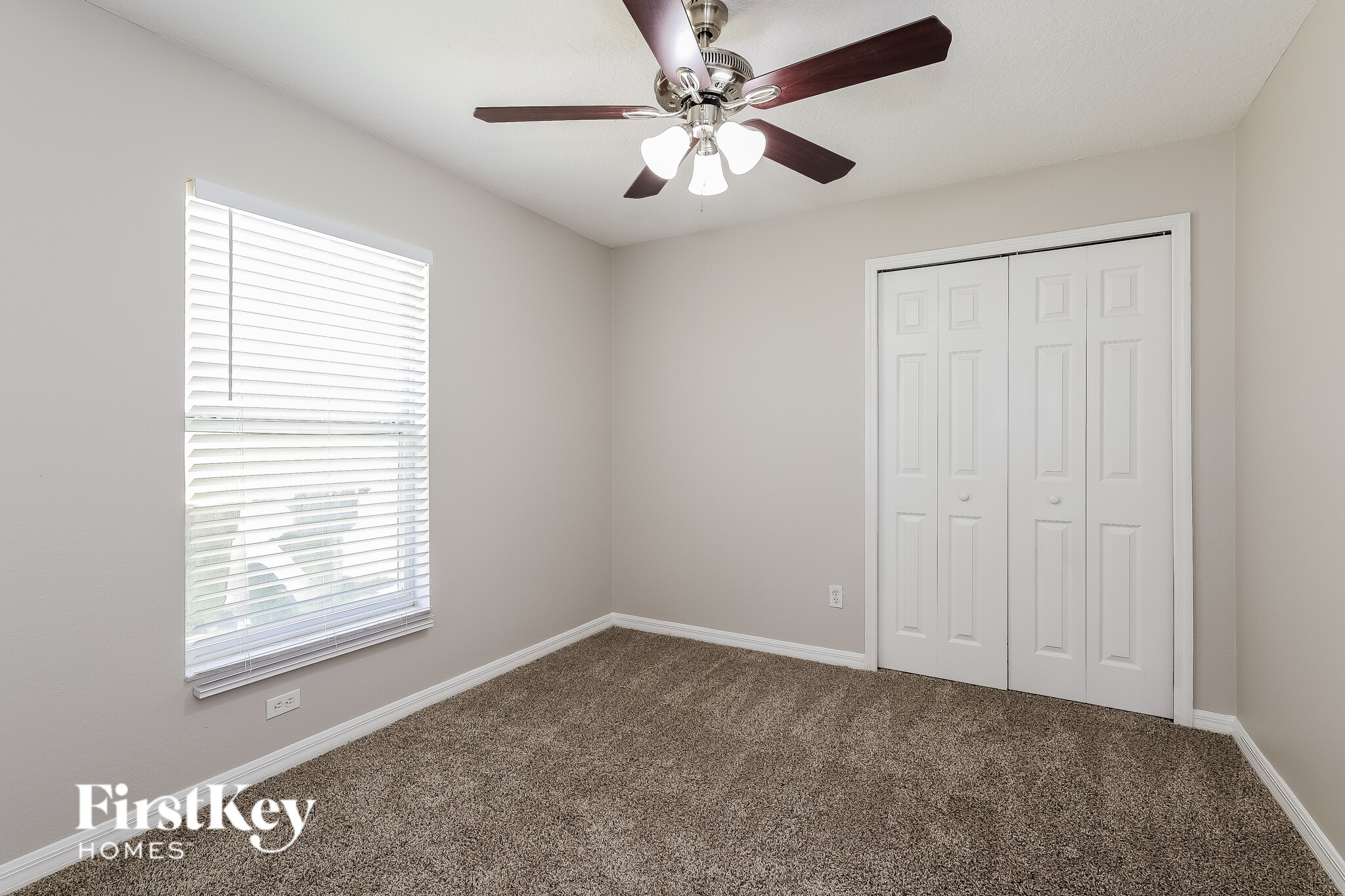 Building Photo - 745 Troon Cir