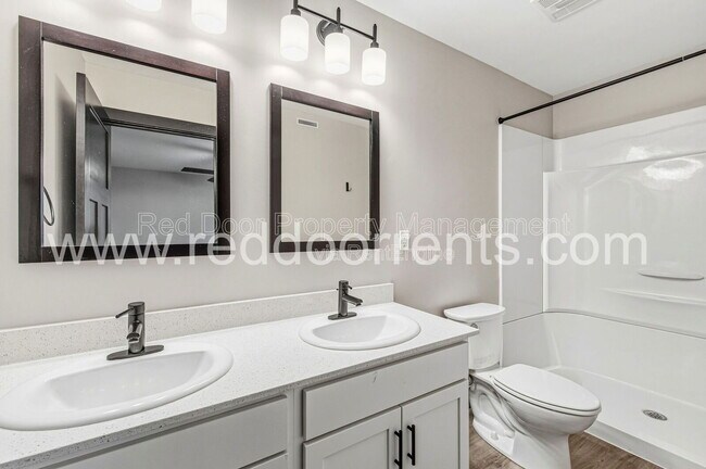 Building Photo - 416 Eastern Ave