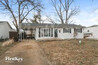 Building Photo - 5323 Ville-Cecelia Ln