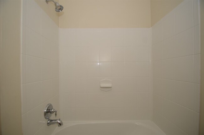 Building Photo - 23207 Dewflower Dr
