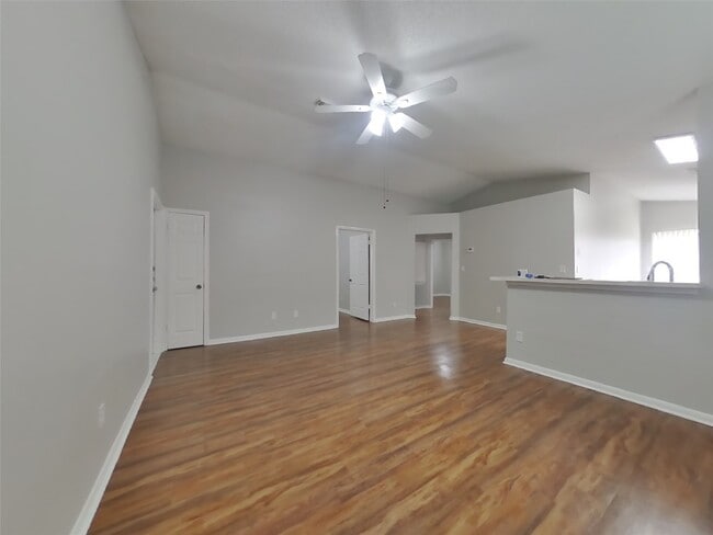 Building Photo - 3142 Boynton Dr