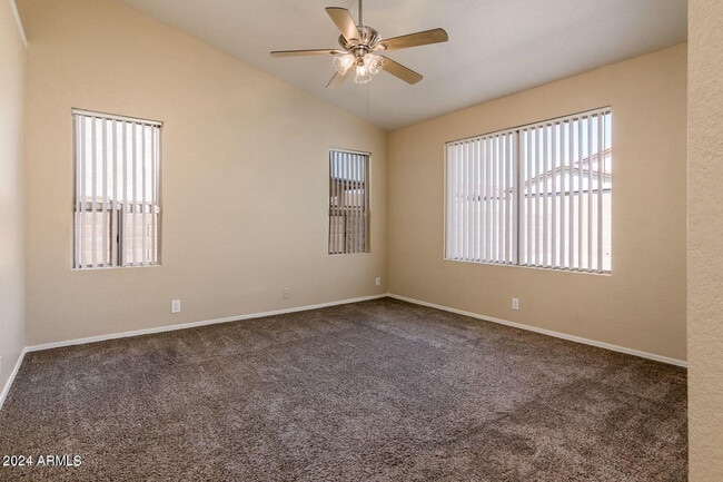 Building Photo - 8564 W Ocotillo Rd