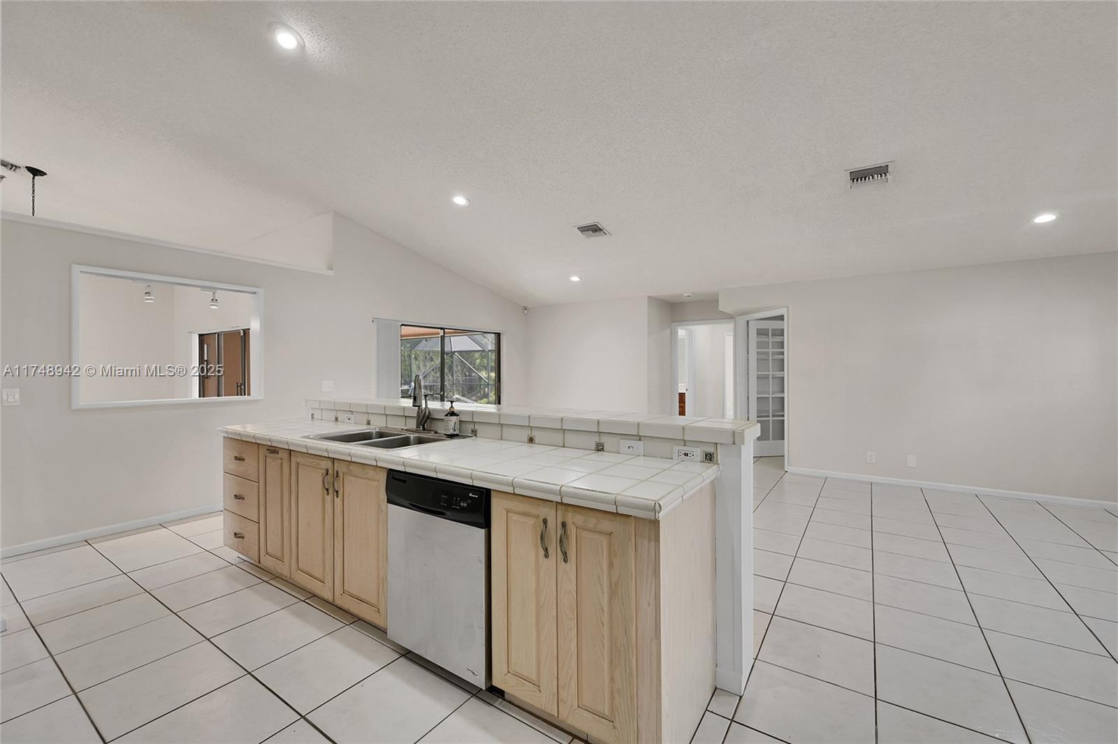 Building Photo - 296 NW 118th Ter