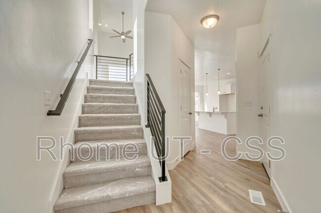 Building Photo - 16106 S Bodmin Way