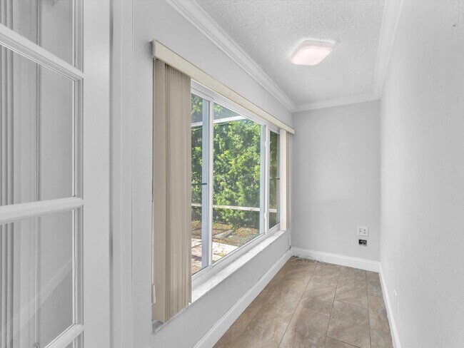 Building Photo - 11762 NW 26th Ct