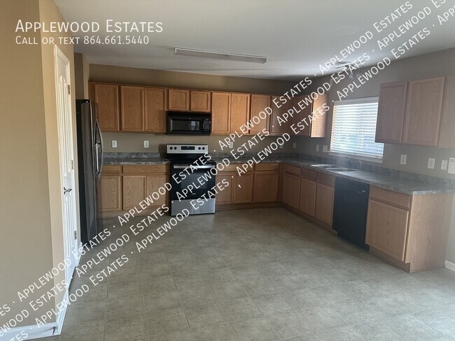 Building Photo - 184 Stonewood Crossing Dr