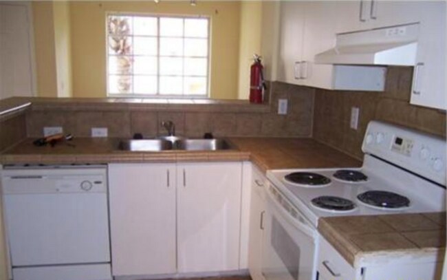 Building Photo - Milano Condominium Unit